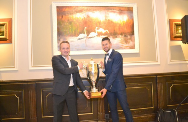 Aukso medaliai ir taurė – „Lietavos“ komandos rankose