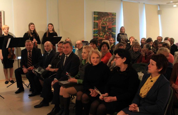 Neįgaliųjų dienai skirtoje šventėje – linkėjimai, juokas ir pažadai 