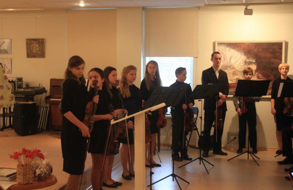 Neįgaliųjų dienai skirtoje šventėje – linkėjimai, juokas ir pažadai 