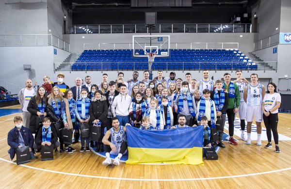 Jonavos „CBet“ klubas ir toliau rodo dėmesį ukrainiečių vaikams