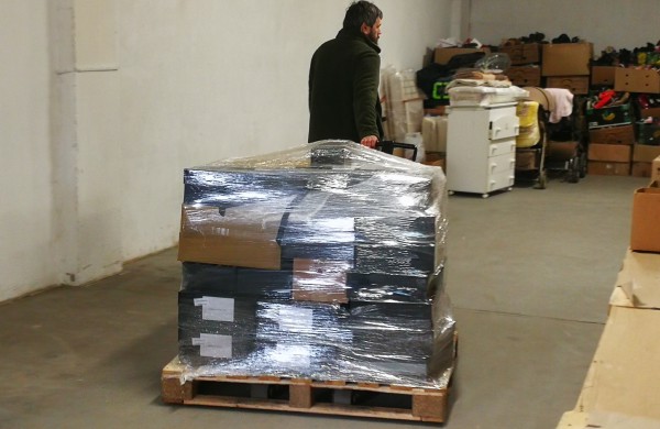 Jonavoje apsistojusius ukrainiečius pasiekė įspūdingo dydžio paramos siunta iš Anglijos