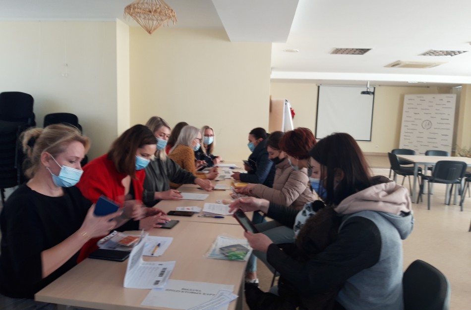 Pirmas Jonavoje „Maisto banko“ kortelių dalinimas Ukrainos karo pabėgėliams