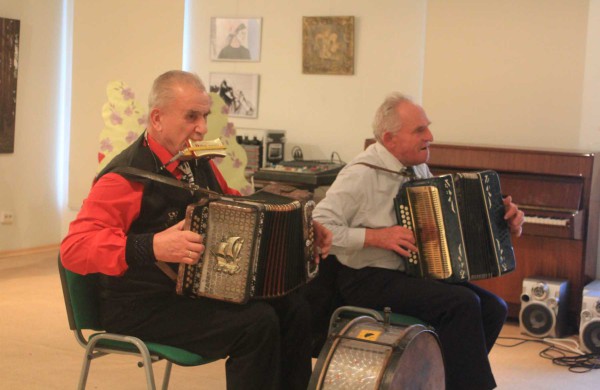 Neįgaliųjų dienai skirtoje šventėje – linkėjimai, juokas ir pažadai 