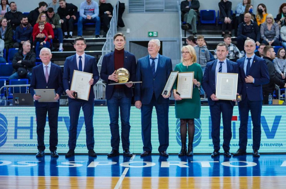 Pagerbti Jonavos krašto krepšiniui nusipelnę žmonės