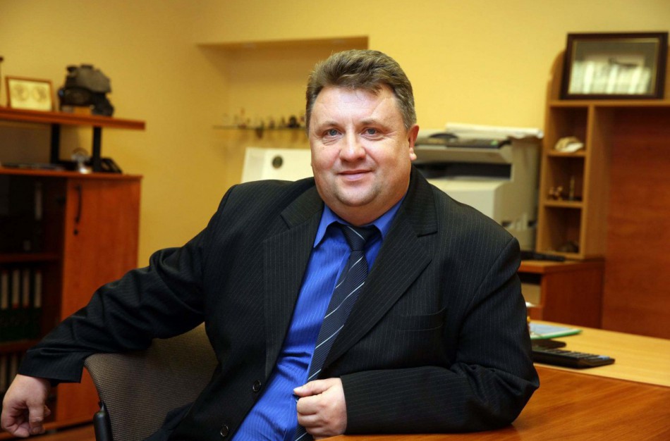 Paskui ilgametį valdininką ir politiką – tamsių įtarimų šešėlis