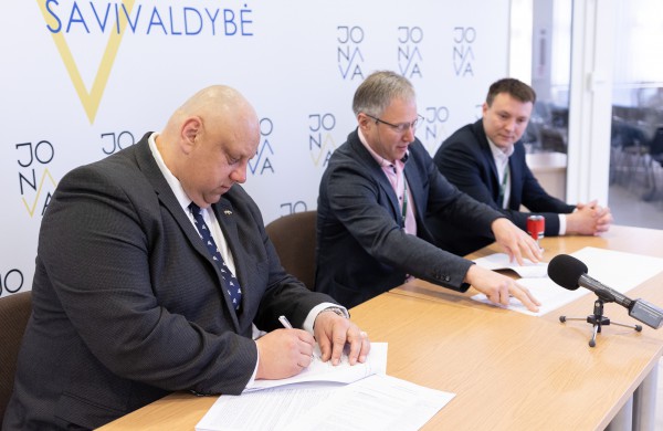 „Jonavos autobusai“ perka dar du naujus elektrobusus