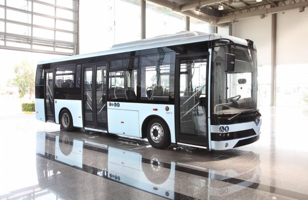 „Jonavos autobusai“ perka dar du naujus elektrobusus