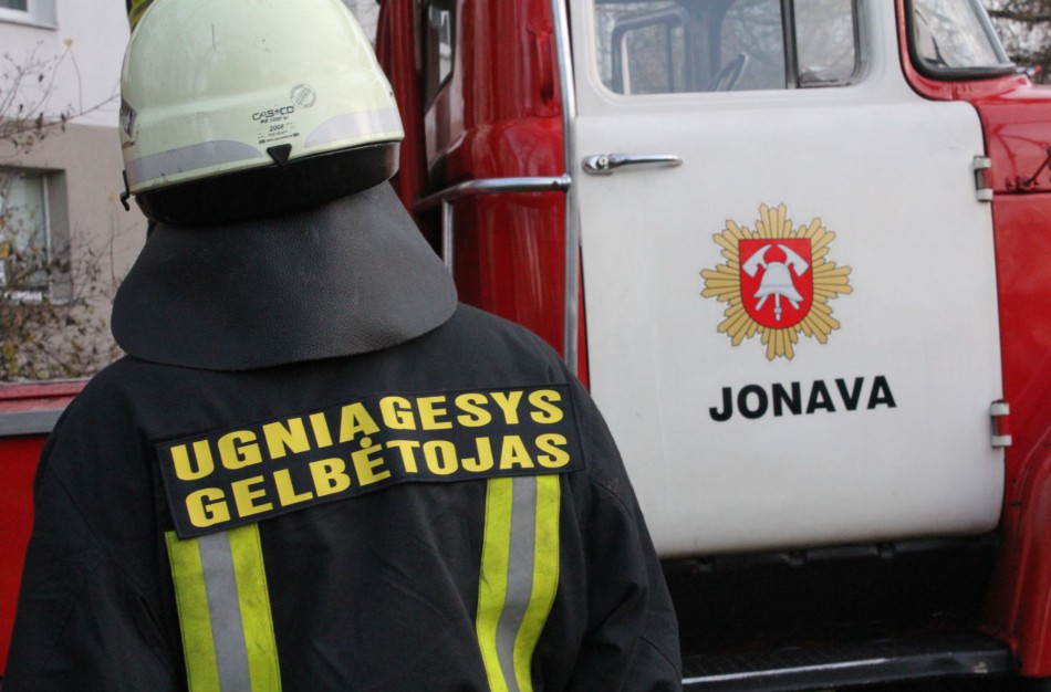 Norint nuimti vestuvinį žiedą, prireikė ugniagesių gelbėtojų pagalbos