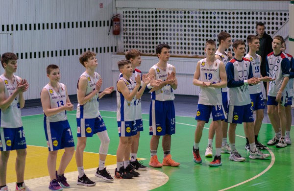 Jonavos KKSC krepšininkai – Moksleivių krepšinio lygos B diviziono bronzos laimėtojai!