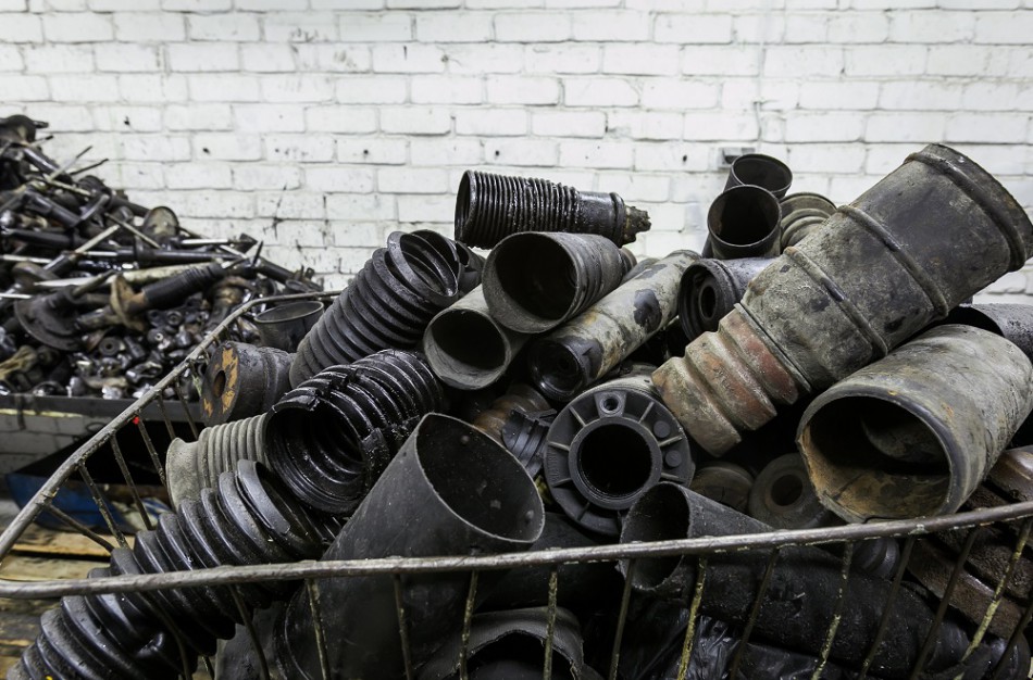 Ar visos automobilių dalys yra pakartotinai naudojamos ir perdirbamos