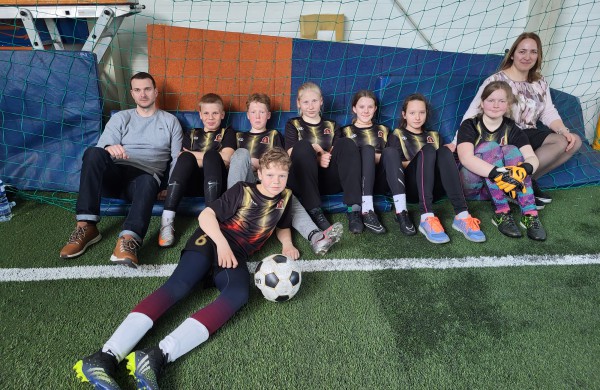 Konkurso „1:0 vokiečių kalbos naudai“ taurė ir pagrindinis prizas –  Jonavos Justino Vareikio progimnazijoje