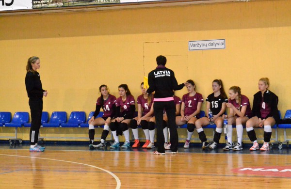 Jonavos tinklininkių revanšas prieš kitą Latvijos komandą