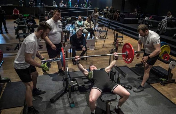 Pirmosios Agniaus Stučinsko varžybos Lietuvos štangos spaudimo čempionate nenuvylė – iškovota pirmoji vieta