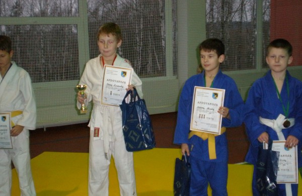 Jonavos jaunųjų dziudistų pajėgumas Kėdainiuose