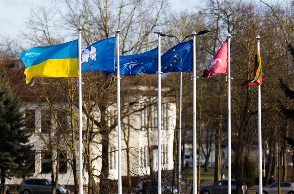 Ukrainiečiai Jonavoje: dalis jau dirba, gauna leidimus gyventi ir nebeturi kur grįžti