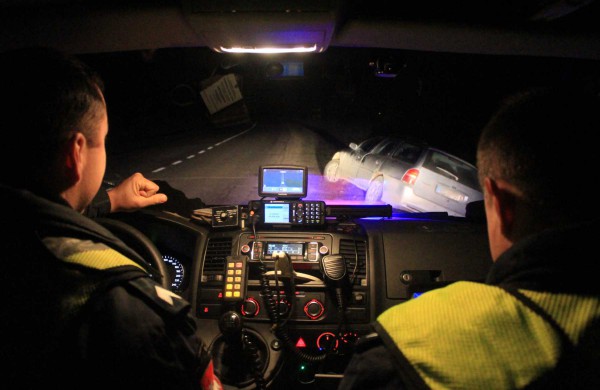 Neblaivus vyras – policijos pareigūnams: „Gal jūs teroristai?“