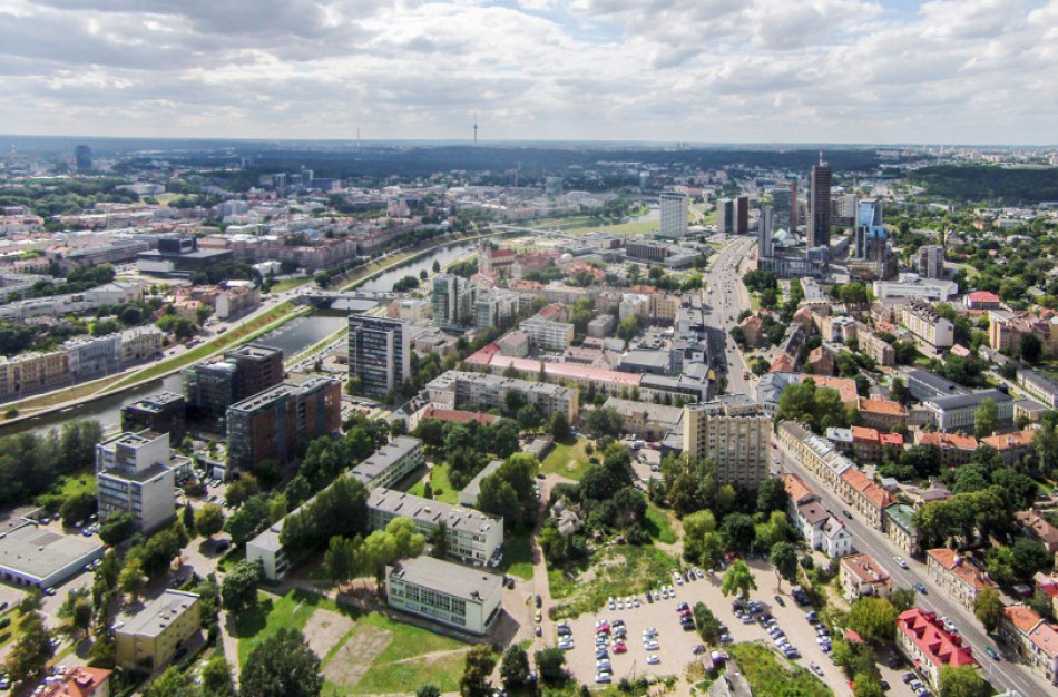 Vyriausybė pritarė siūlymui valstybinės žemės valdymą miestuose perduoti savivaldybėms