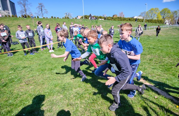 Po dviejų metų pertraukos – moksleivių lengvosios atletikos „Pavasario krosas“