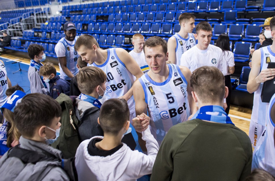 Jonavos „CBet“ net ir pasibaigus sezonui tęsia gerus darbus už aikštelės ribų