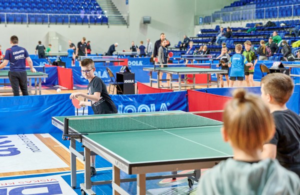 Jonavoje prasidėjo tarptautinis stalo teniso turnyras