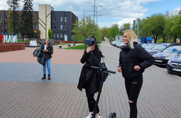 Į Jonavą atvyko akcija „Būk modernus-keisk ratus“