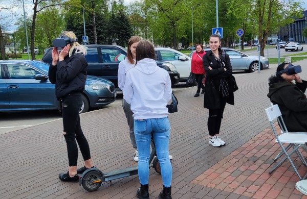 Į Jonavą atvyko akcija „Būk modernus-keisk ratus“
