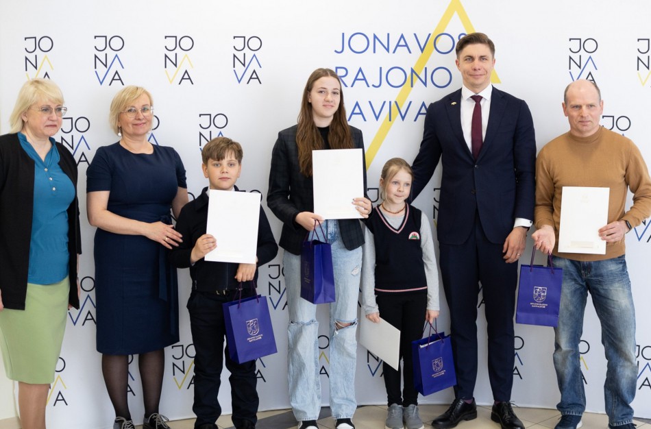 Apdovanoti „Atliekų kultūros“ egzamino dalyviai jonaviečiai
