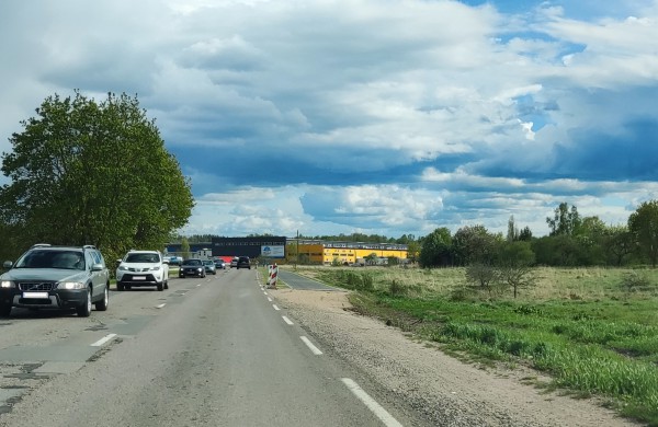 Dviratininkas: Į Kur veda dviračių takas? Kelionę teks tęsti žvyrkeliu per kelkraštį?  