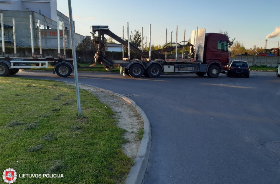 Antradienį šalies keliuose įvyko ne viena avarija: eismo įvykis fiksuotas ir Jonavoje