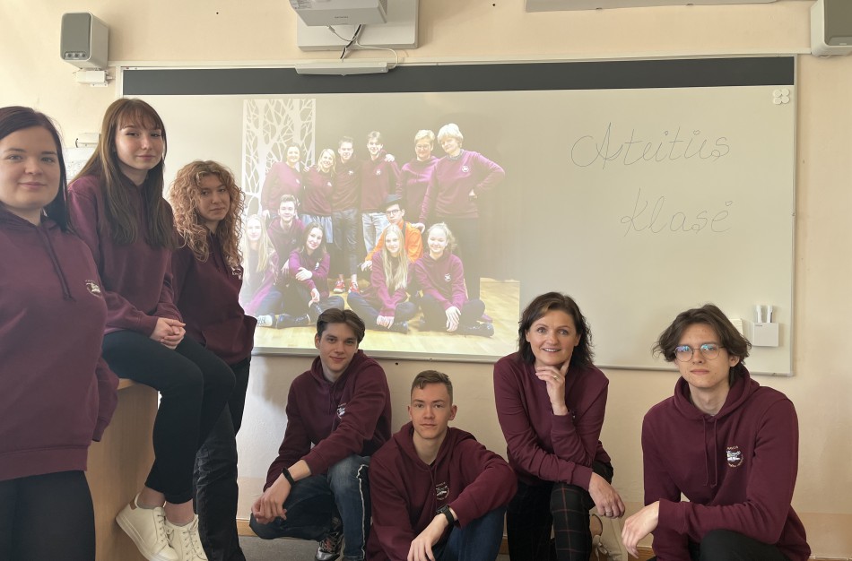 Jonavos Senamiesčio gimnazija – modernėjanti STEAM mokykla