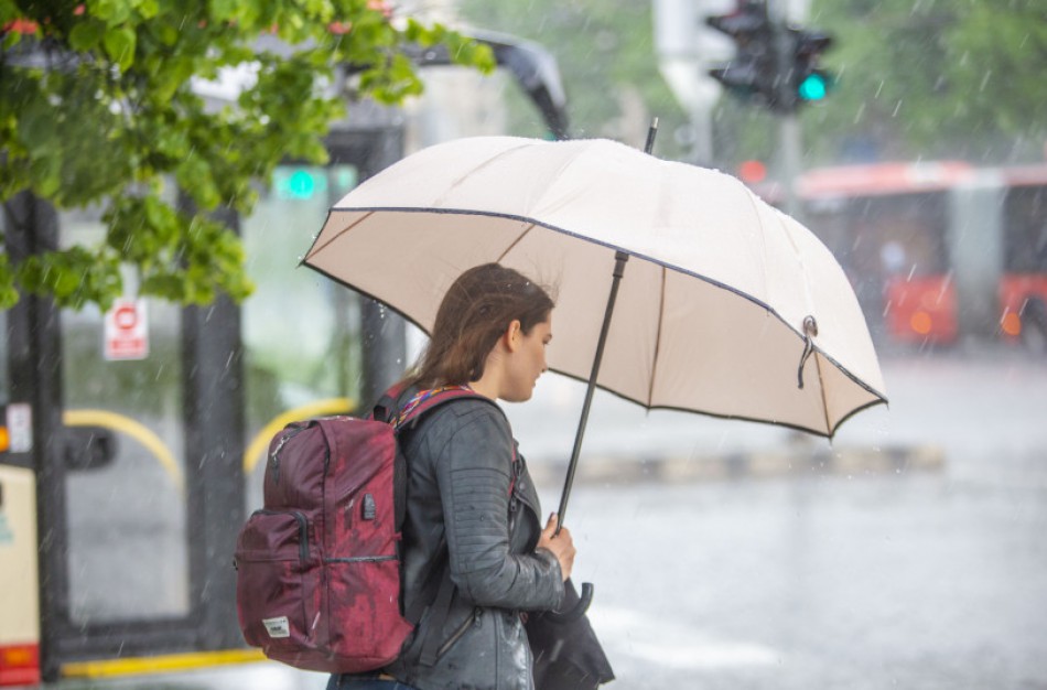 Premjerė I. Šimonytė ir sveikatos specialistai moterims primena apie būtinybę pasitikrinti