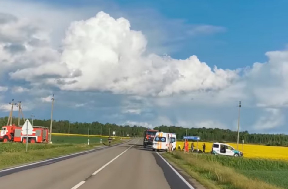 Susidūrus dviems automobiliams, į gydymo įstaigą pristatyti 4 žmonės