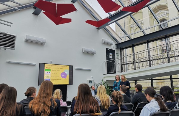 Intymaus partnerio smurtas – lyčių nelygybės pasekmė?