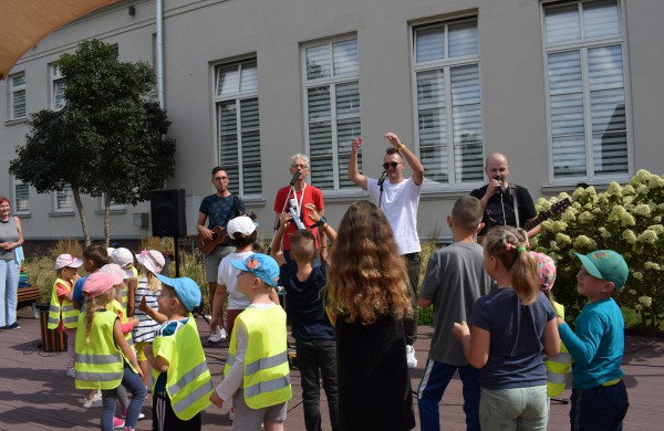 Vasarotojų akademija – nemokamas bilietas į smagias atostogas!