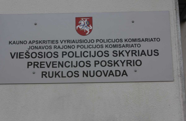 Rukloje lankėsi policijos generalinis komisaras L.Pernavas, atidaryta miestelio policijos nuovada