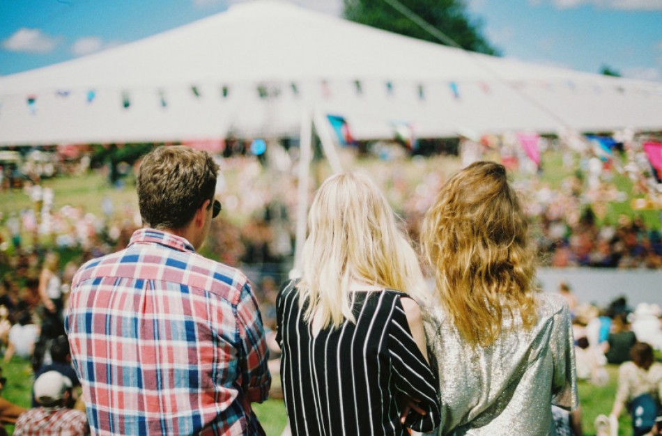 NVSC epidemiologai: vasaros renginiai kviečia, bet budrumas dėl sveikatos turi išlikti