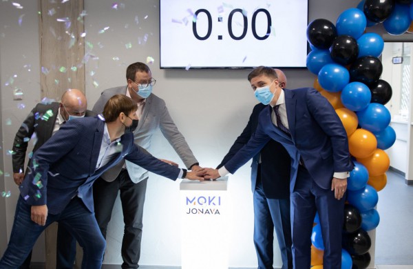 Meras kviečia prisijungti prie savitarnos svetainės www.mokijonava.lt