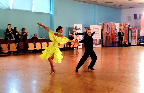 Varžybos Latvijoje: puikūs klubo “Bonus”  šokėjų rezultatai!