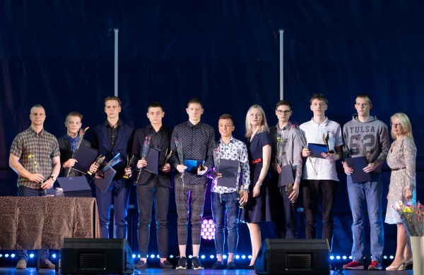 Sporto centro absolventams įteikti baigimo pažymėjimai