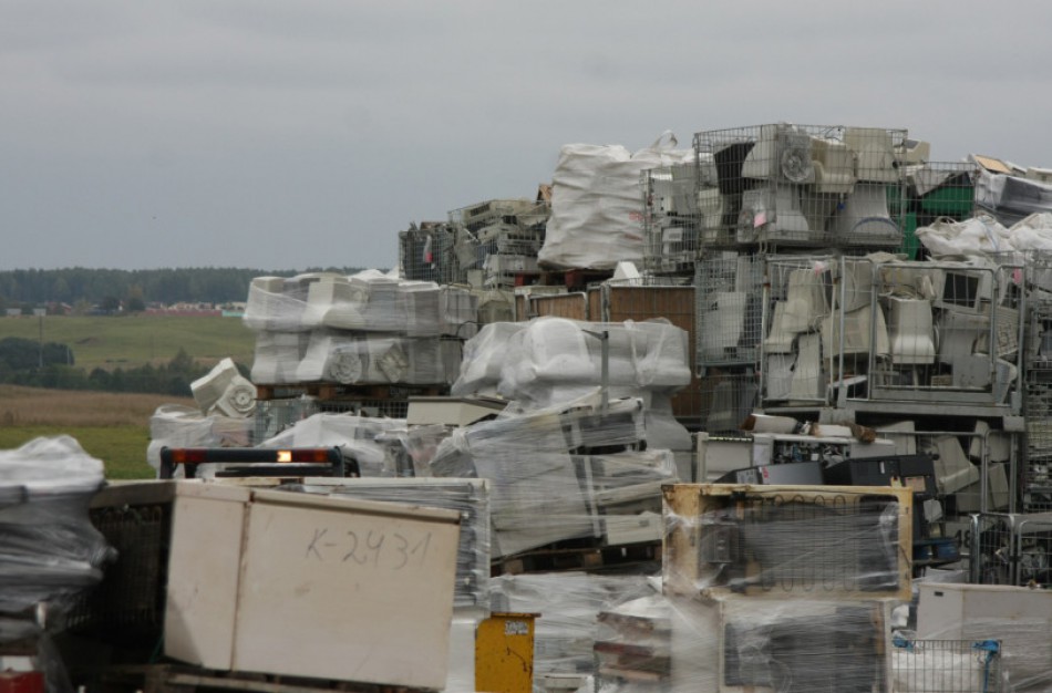 Elektros ir elektroninės įrangos atliekos: ką reikia žinoti gyventojams ir jas tvarkančioms įmonėms?