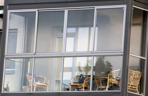 Žemaitės gatvės 11 namo gyventojų atsakymas savivaldybei: “Pagalba socialiai remtiniems žmonėms neturėtų būti “užkrauta” vienam namui mieste”