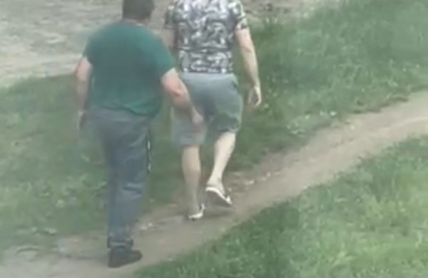 Rizika paploninti piniginę - nė motais: palikti atliekas šalia konteinerio nepabijojo net vidury dienos