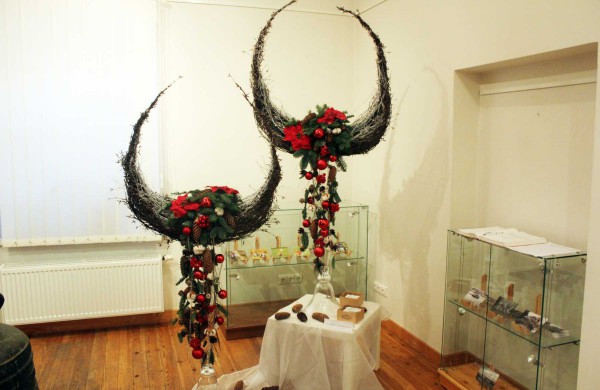 Krašto muziejuje – floristikos darbų paroda
