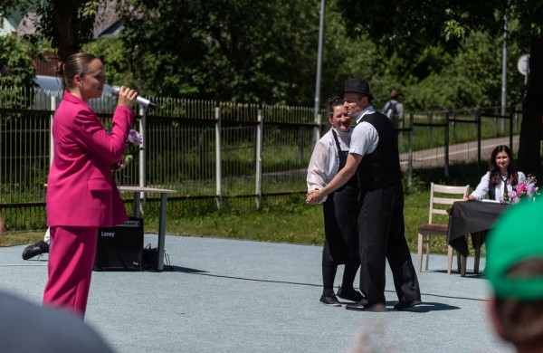 Veiklos centras kvietė į kavinę - „Šeimos cukrainę“