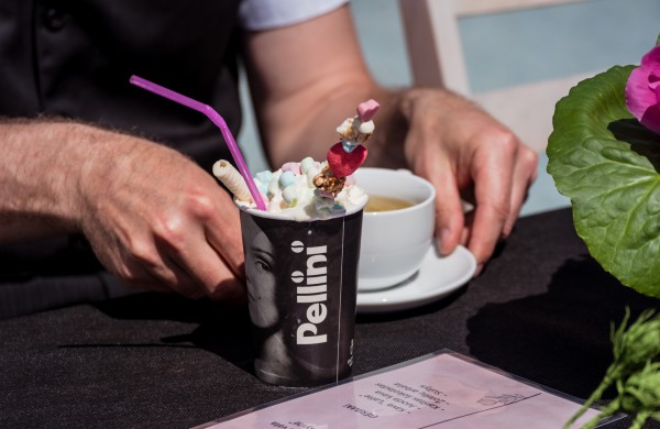 Veiklos centras kvietė į kavinę - „Šeimos cukrainę“