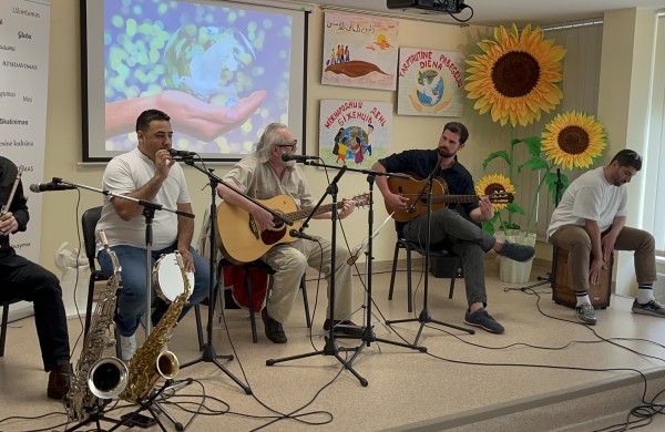 Taikos trapumas ir vertė akcentuota minint Pasaulinę pabėgėlių dieną