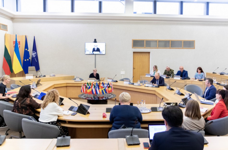 Sudaryta darbo grupė, koordinuosianti pagalbos krizinių situacijų paveiktoms asmenų grupėms klausimus