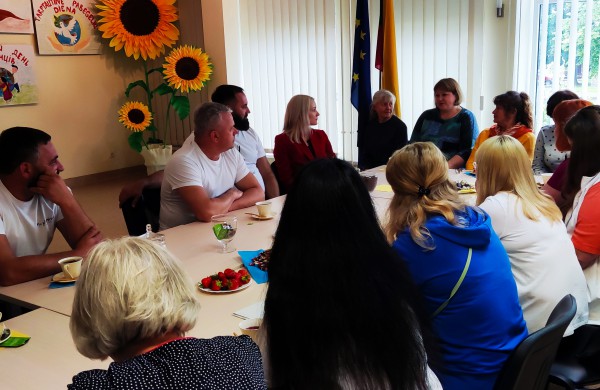 Jonavoje lankosi mūsų miesto partnerio iš Ukrainos - Smilos - atstovų delegacija