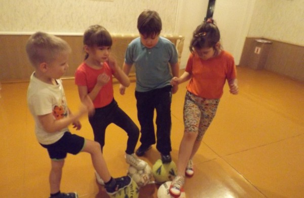 Mažais žingsneliais didžiojo futbolo link