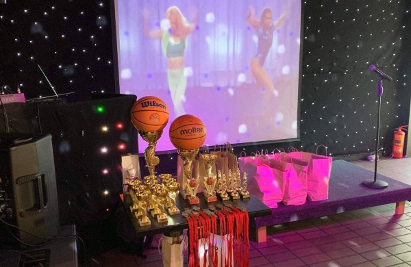 Jonavos CBET fanų komanda turnyre iškovojo pirmąją vietą